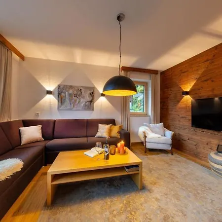 Nationalpark Quirl Holiday home Neukirchen am Grossvenediger